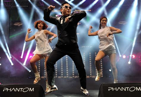 gucci gangnam style|PSY .